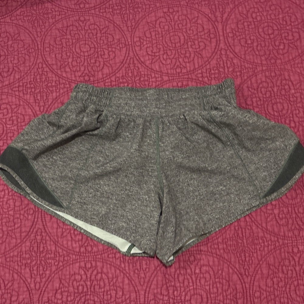 Lululemon Hotty Hot shorts